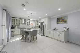 279 Nathan Ct, Aberdeen Township, NJ 07721 - Photo 7