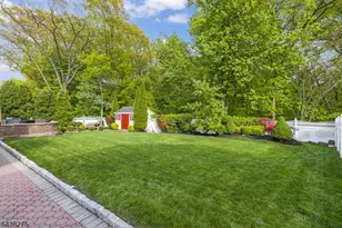 279 Nathan Ct, Aberdeen Township, NJ 07721 - Photo 19