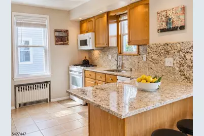74 8th Ave, Hawthorne, NJ 07506 - Photo 7