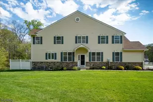 13 Julia Pl, Mount Olive, NJ 07828 - Photo 35