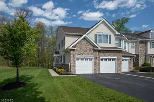 13 Julia Pl, Mount Olive, NJ 07828 - Photo 1