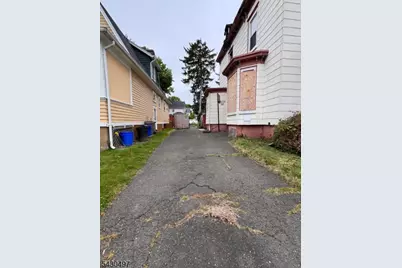 17 Westcott St, East Orange, NJ 07017 - Photo 3