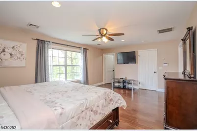 2 Danberry Ln, Bridgewater Twp., NJ 08807 - Photo 43
