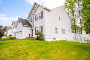 2 Danberry Ln, Bridgewater Twp., NJ 08807 - Photo 5