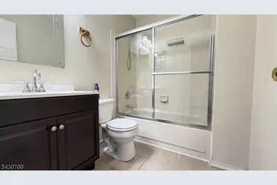 40 Whitby Cir, Franklin Township, NJ 08873 - Photo 19