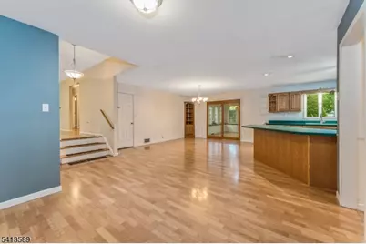 19 Hillside Dr, Clinton, NJ 08809 - Photo 9