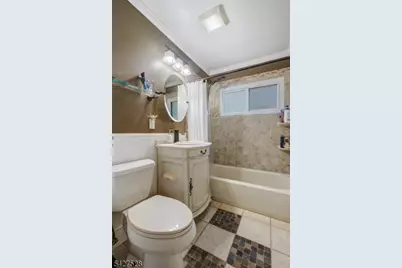 812 Sterling St, Plainfield, NJ 07062 - Photo 9