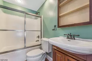 22 Broad St, Flemington, NJ 08822 - Photo 21