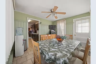 544 Goffle Hill Rd, Hawthorne, NJ 07506 - Photo 7