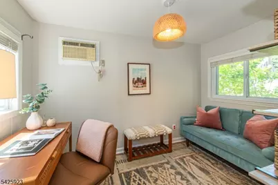 16 Haines Dr, Bloomfield, NJ 07003 - Photo 17