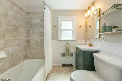 16 Haines Dr, Bloomfield, NJ 07003 - Photo 33