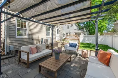 16 Haines Dr, Bloomfield, NJ 07003 - Photo 43