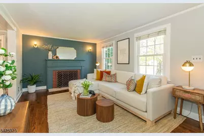 16 Haines Dr, Bloomfield, NJ 07003 - Photo 1