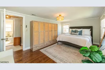 16 Haines Dr, Bloomfield, NJ 07003 - Photo 25
