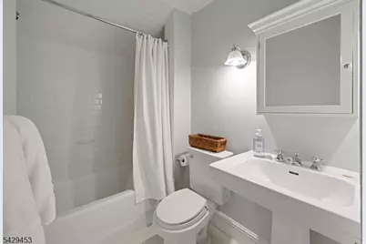 27 Bedford Rd, Summit, NJ 07901 - Photo 33