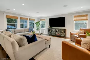 27 Bedford Rd, Summit, NJ 07901 - Photo 17