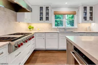27 Bedford Rd, Summit, NJ 07901 - Photo 15