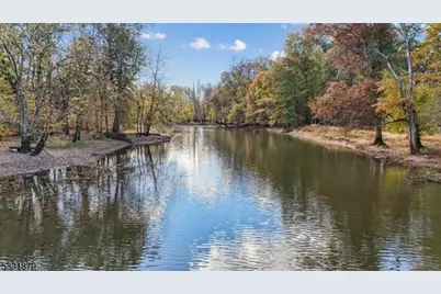 223 Chaucer Dr, Berkeley Heights Township, NJ 07922 - Photo 29