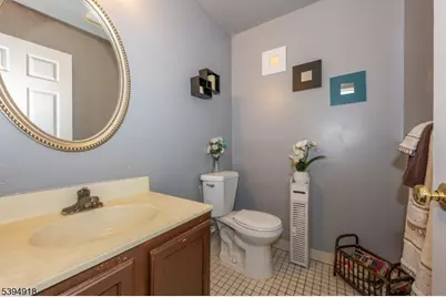 3 Martha Ct, Newark, NJ 07103 - Photo 17