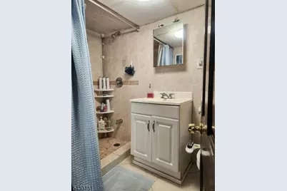 324 Clifton Ave, Newark, NJ 07104 - Photo 15