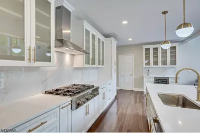 270 Mountain Rd, Bernards Township, NJ 07920 - Photo 11