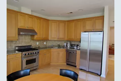 627 Binghampton Ln, Livingston, NJ 07039 - Photo 3