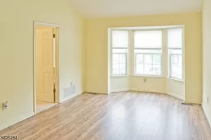 61 Washington Ct, Montville Township, NJ 07082 - Photo 9