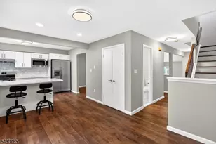 61 Freemont Ct, Franklin Township, NJ 08873 - Photo 15