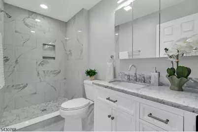 385 Maxim Dr, Hopatcong, NJ 07843 - Photo 15