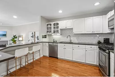 137 Kingston Ct, Madison, NJ 07940 - Photo 7