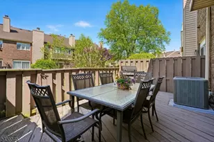 137 Kingston Ct, Madison, NJ 07940 - Photo 31