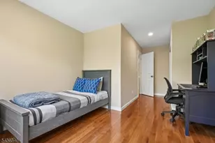 137 Kingston Ct, Madison, NJ 07940 - Photo 23