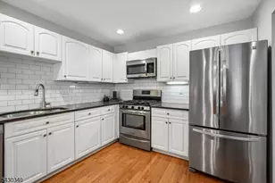 137 Kingston Ct, Madison, NJ 07940 - Photo 5
