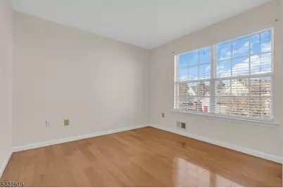 71 Nostrand Rd, Hillsborough Township, NJ 08844 - Photo 19