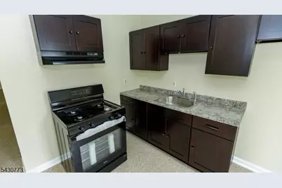 428 Avon Ave, Newark, NJ 07108 - Photo 15