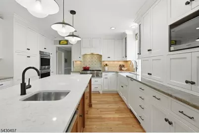 88 Westminster Rd, Chatham Township, NJ 07928 - Photo 9