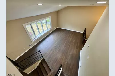 110 Murdock St, Woodbridge Township, NJ 08863 - Photo 13