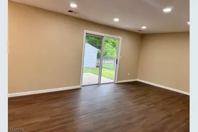 110 Murdock St, Woodbridge Township, NJ 08863 - Photo 3