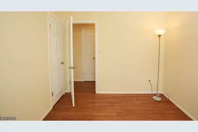 50 Mountain View Ave, Washington Township, NJ 07853 - Photo 15