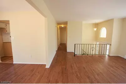 50 Mountain View Ave, Washington Township, NJ 07853 - Photo 9