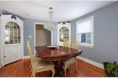 1841 Cider Mill Rd, Union Township, NJ 07083 - Photo 11