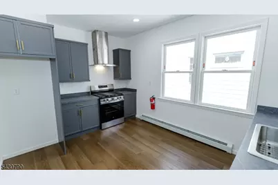182 Ellery Ave, Newark, NJ 07106 - Photo 11