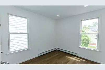 182 Ellery Ave, Newark, NJ 07106 - Photo 19
