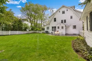 11 Pine Terrace W, Millburn, NJ 07078 - Photo 21