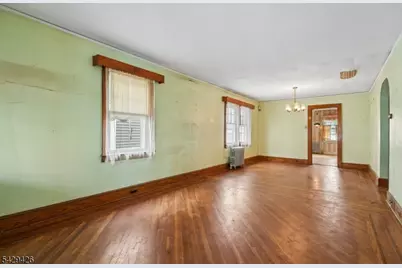 1397 Orange Ave, Union Township, NJ 07083 - Photo 3