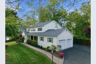 16 Beech Ct, Chatham Township, NJ 07928 - Photo 3
