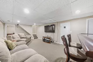 16 Beech Ct, Chatham Township, NJ 07928 - Photo 37