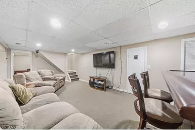 16 Beech Ct, Chatham Township, NJ 07928 - Photo 35
