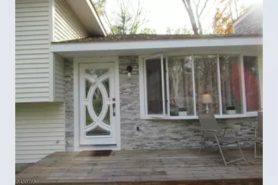 192 Bryans Rd, Washington Township, NJ 08827 - Photo 5