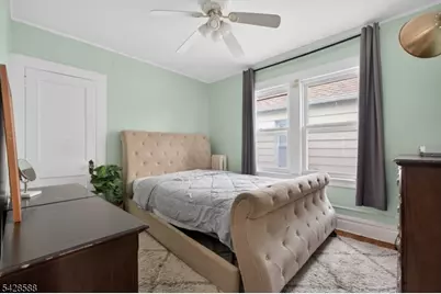 52 Clifford St, East Orange, NJ 07018 - Photo 11